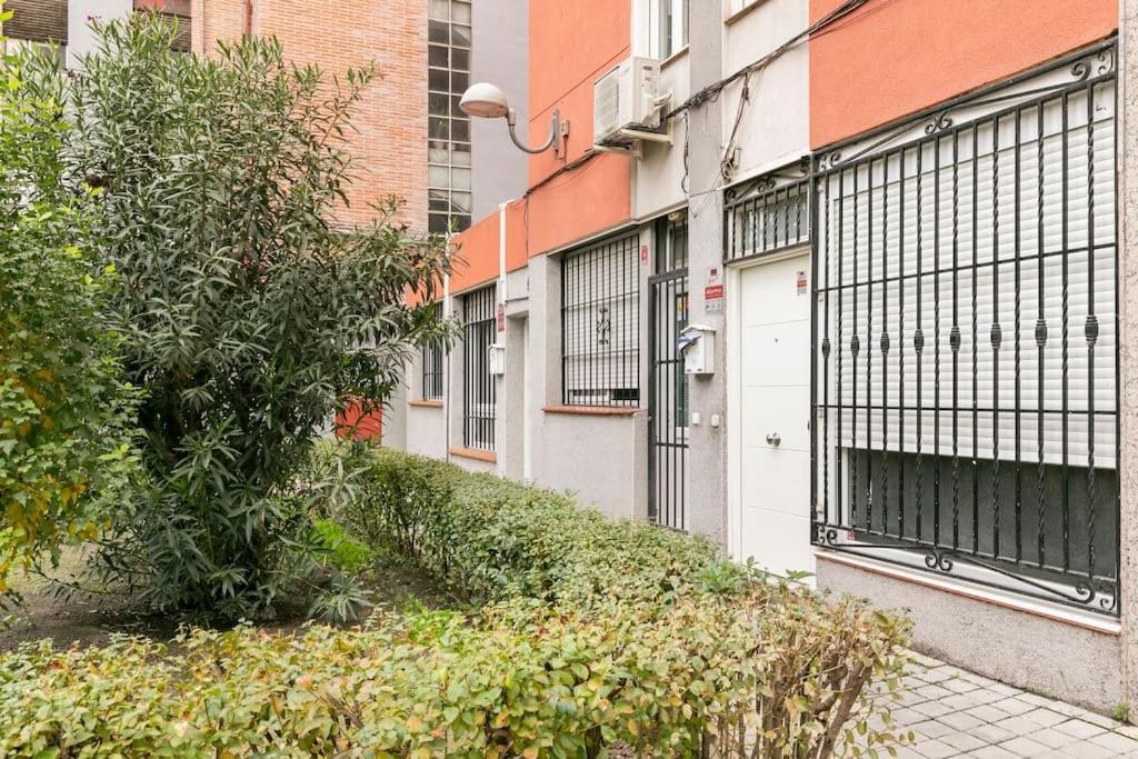 Acogedor Piso En Madrid De Dos Habitaciones Exterior photo